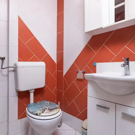 Luka Apartman *